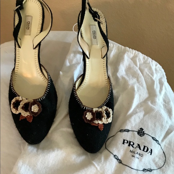 Black Prada heels size 40 (EU) - Picture 2 of 5
